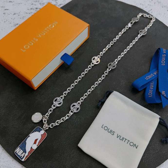 Picture of LV Necklace _SKULVnecklace02cly15112188